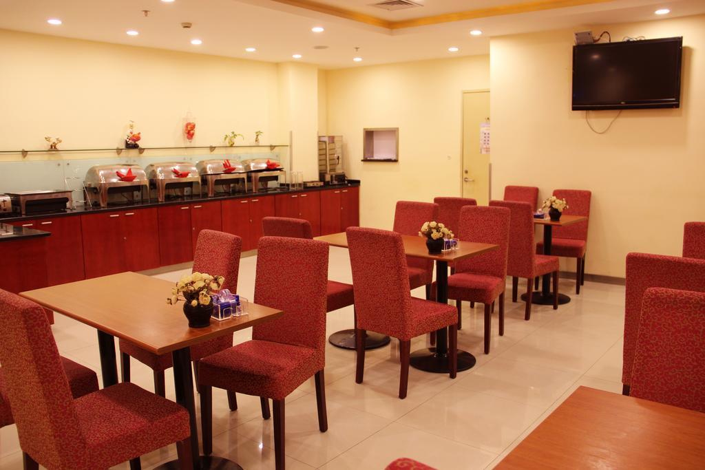 Hanting Express Shanghai Songjiang North Renmin Road מראה חיצוני תמונה